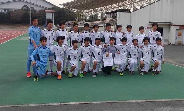 京都新聞販売連合会 17 U 14 Kcy連盟チャレンジカップ 優勝はヴェルヴェント ジュニアサッカーnews