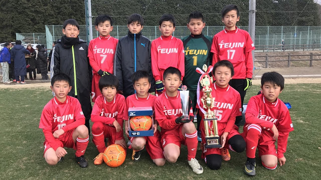 17年度 ミズノチャレンジカップ 愛媛u 11大会 優勝は帝人 写真掲載 ジュニアサッカーnews