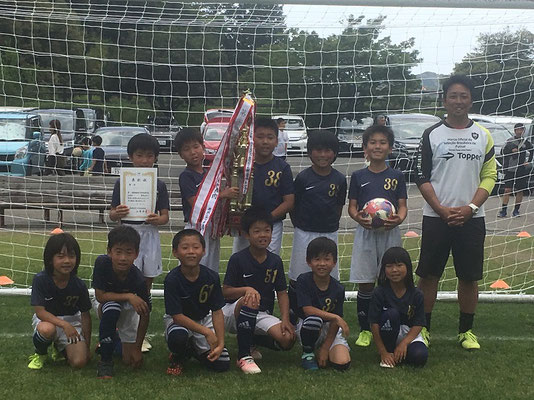 19年度第28回高知県スポーツ少年団総合交流大会 中学年の部 優勝は春野fc ジュニアサッカーnews