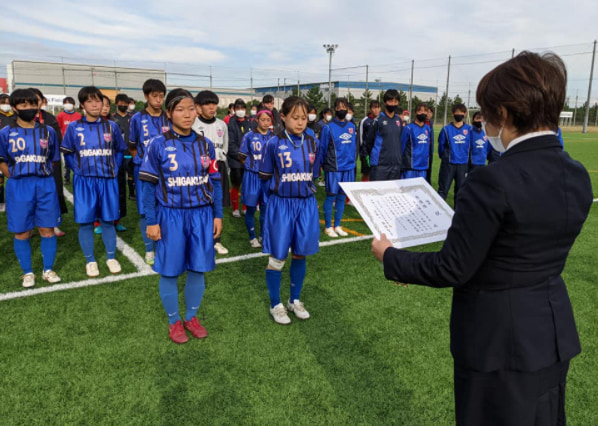 優勝写真掲載 21年度 第30回全日本高校女子サッカー選手権 愛知県大会 優勝は聖カピタニオ 準優勝の至学館とともに東海大会出場決定 ジュニア サッカーnews