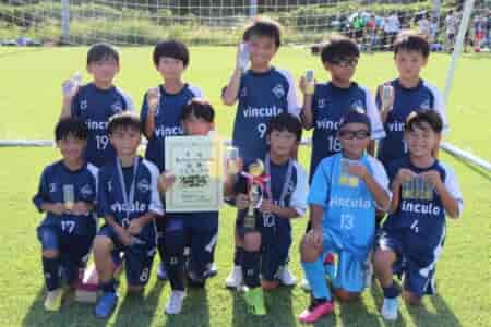 【優勝写真掲載】2024年度 けやきカップサッカー大会 U-10 (神奈川県) 優勝はFCヴィンクーロ！相模原市28チームの頂点に！