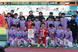 【優勝写真掲載】2024年度 NTT西日本グループカップ 第57回静岡県U-12サッカー大会  藤枝東FCが64チームの頂点･初優勝！